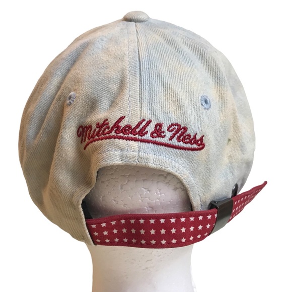 Chicago Bulls Hat Mitchell And Ness Adjustable Baseball Cap NBA Acid Wash Denim - Picture 10 of 13